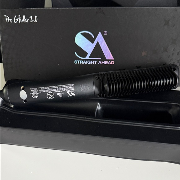 Straight Ahead Pro Glider 2.0 Hair Straightener - Black - Picture 2 of 6